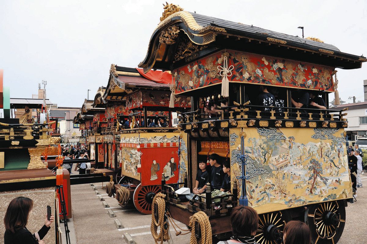 伊賀市の上野天神祭、10周年でだんじりが大集結