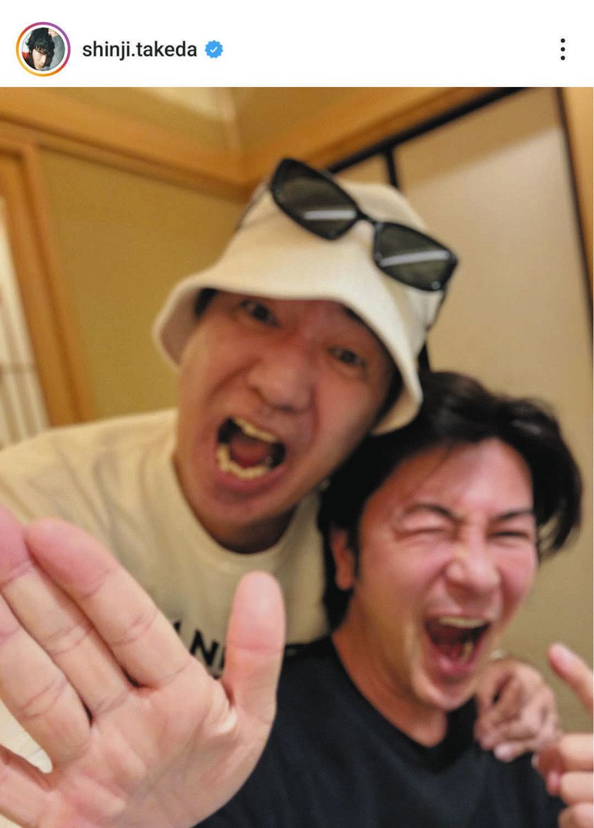 ◇武田真治、江頭2：50とのピンボケ赤ら顔ツーショット【写真】：中日
