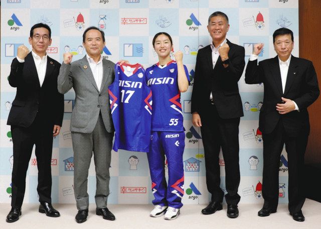 4強狙う 開幕に向け抱負 バスケwリーグ アイシン 中日新聞web 4強狙う 開幕に向け抱負 バスケwリーグ アイシン 中日新聞web