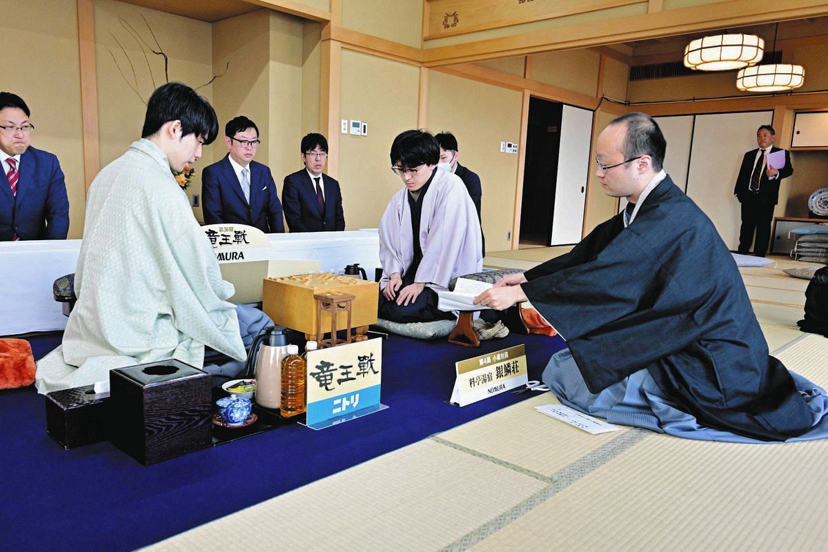 藤井聡太竜王、午後のおやつは飲み物だけ「アイスティー」と「ニトリ