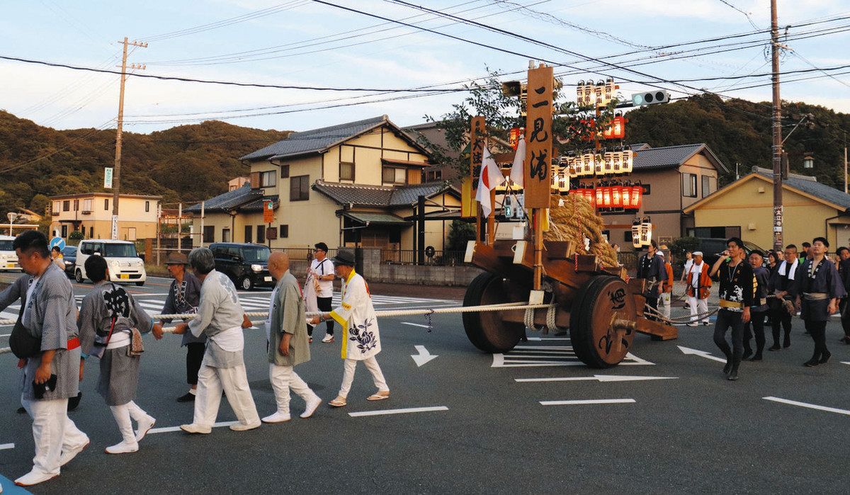 南天と柘植のいわみのしめ縄 1000人が力合わせエンヤー！ 三重県伊勢市で7年ぶり「二見大祭しめなわ