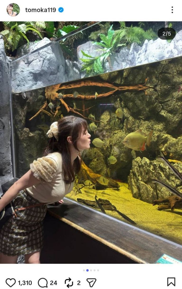 実際の投稿】竹中知華アナ、魚とキッス？ 前かがみで強調され…：中日