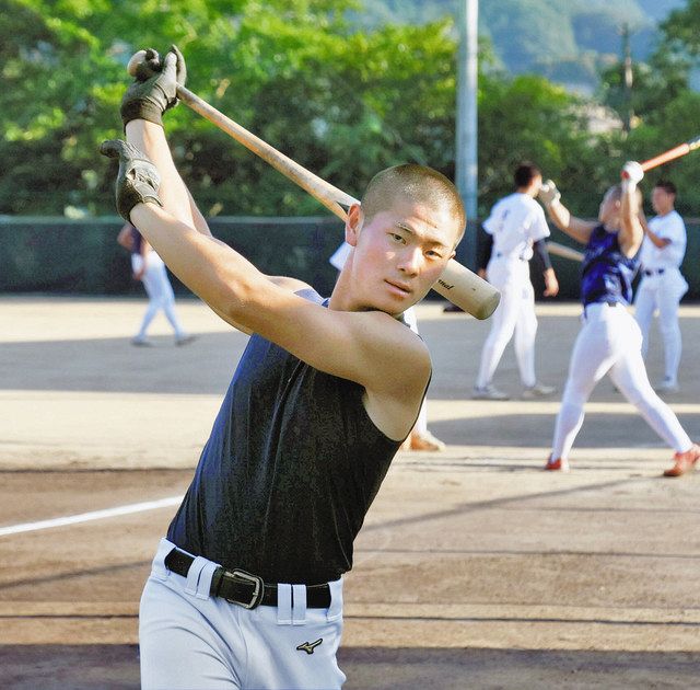 この夏の主役たち 高校野球福井大会＞ （４）敦賀気比・高見沢選手