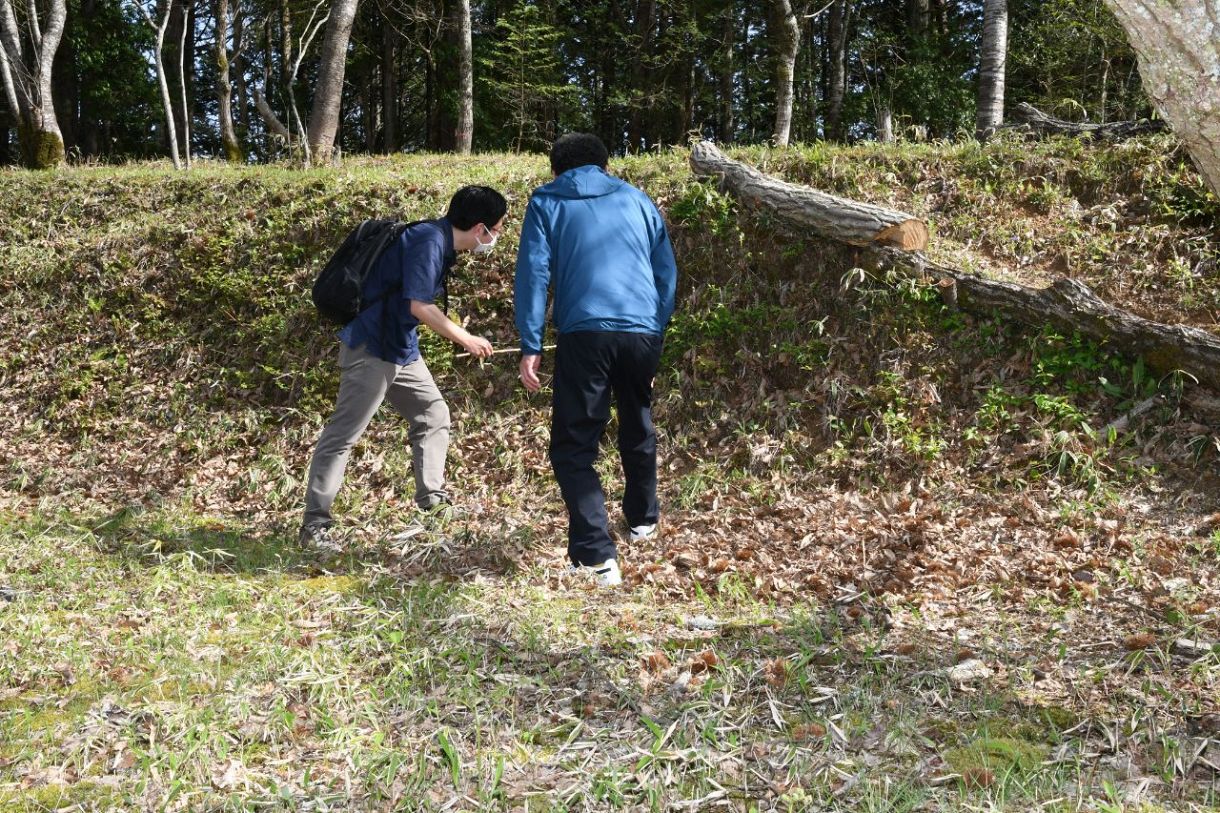 自由帳＞ 夢とロマンのツチノコ捜索記＠岐阜県東白川村：中日新聞Web