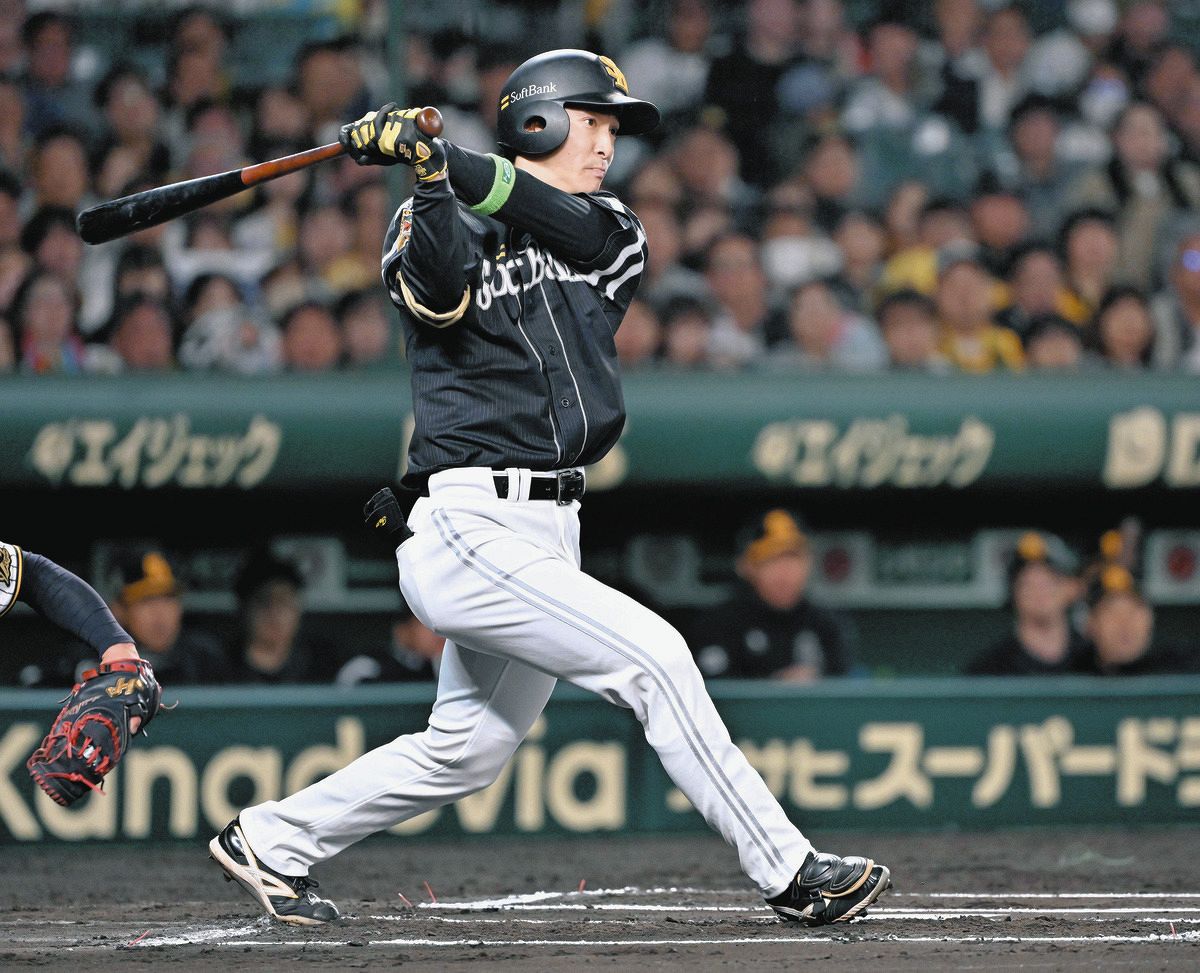 今季最高出塁率のソフトバンク・柳町達、勝ち越しの適時三塁打！ 塁上
