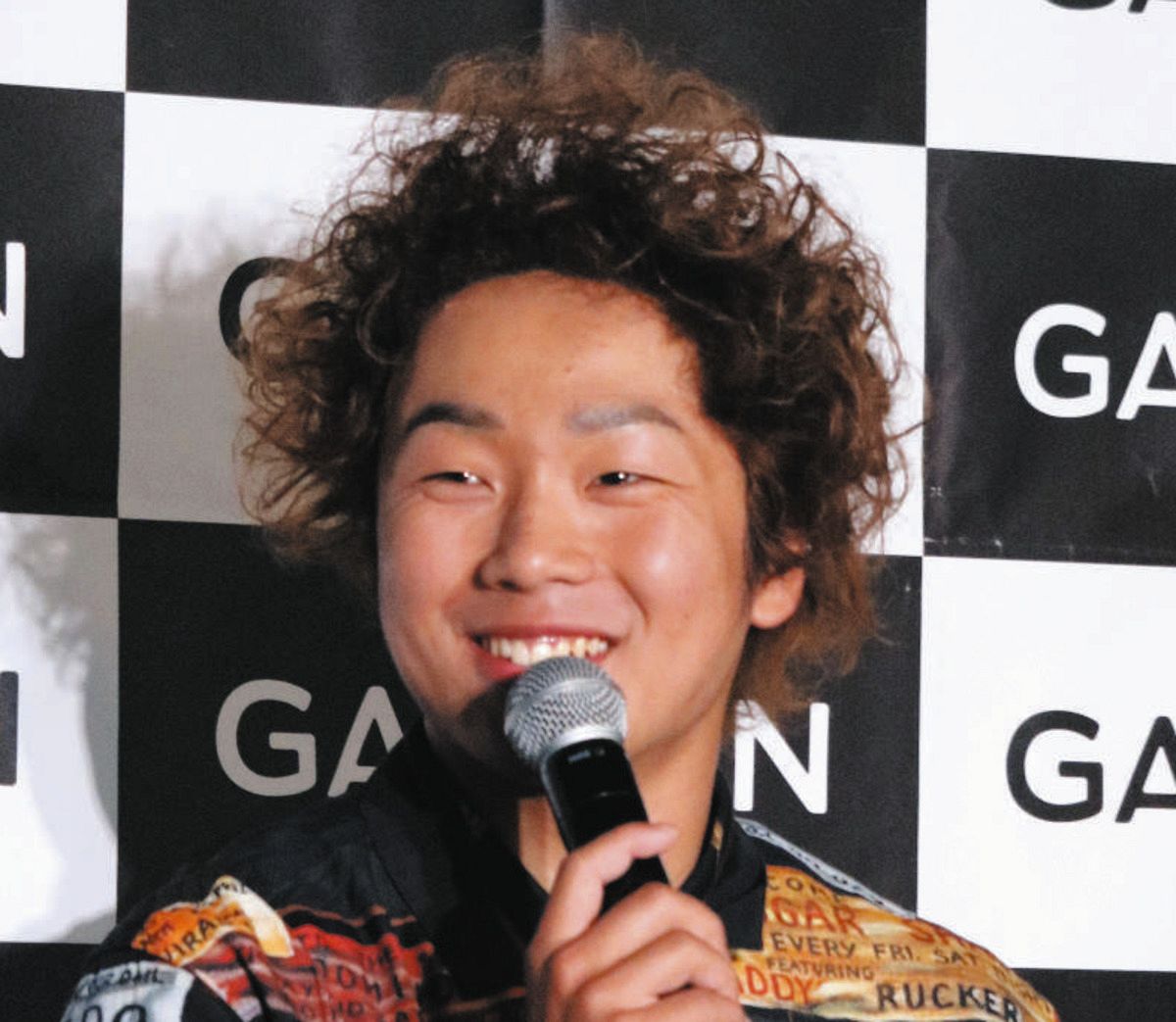 イベントで笑顔を浮かべる長谷川帝勝