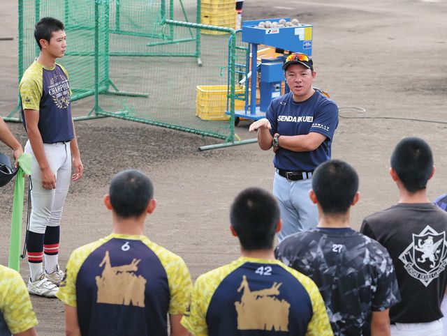 仙台育英が史上7校目夏連覇へ 須江航監督「100年に1度の出来事…奇跡