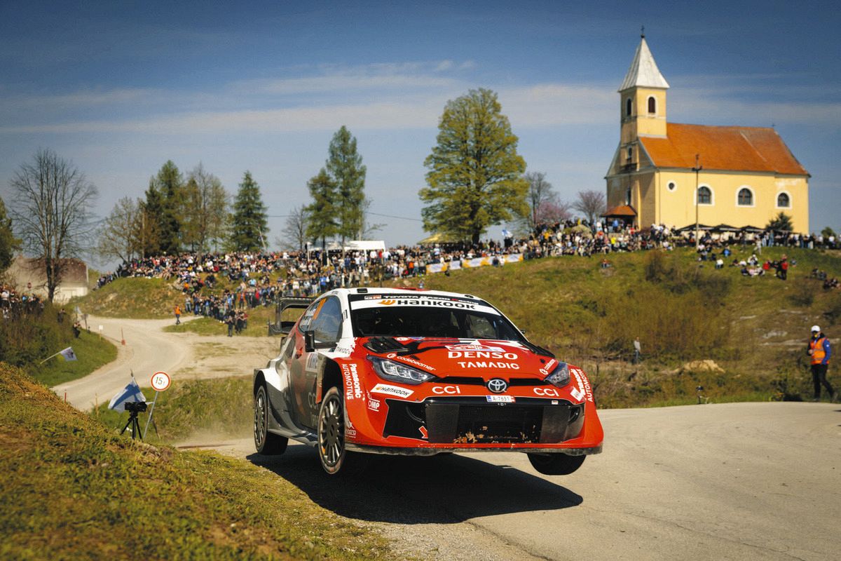 WRC】勝田貴元は2位浮上 難しいコンディションを巧みに走破 「最後まで