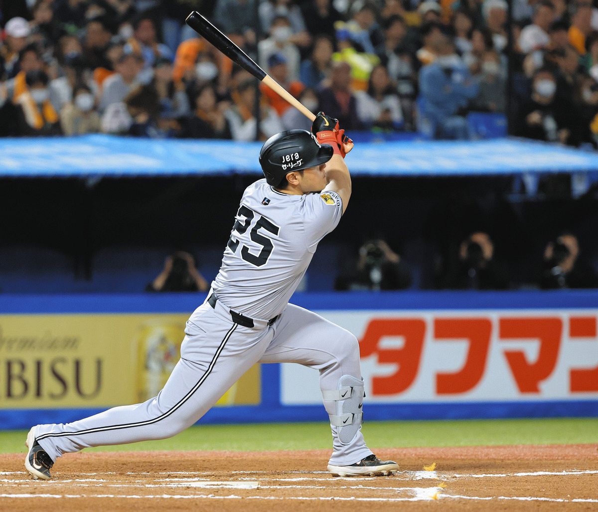 巨人、4番・岡本和真のアーチから反撃し逆転勝利！ 「風に助け