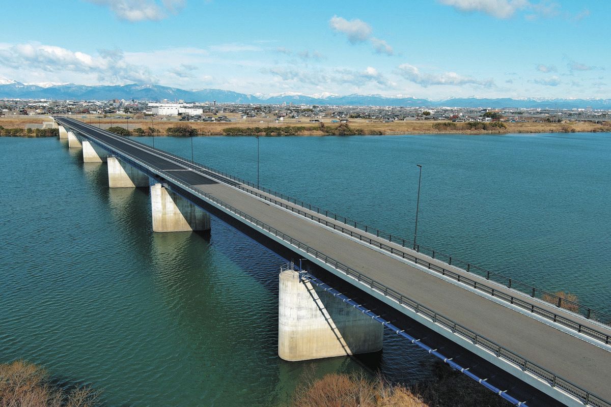 新 濃 尾 大橋