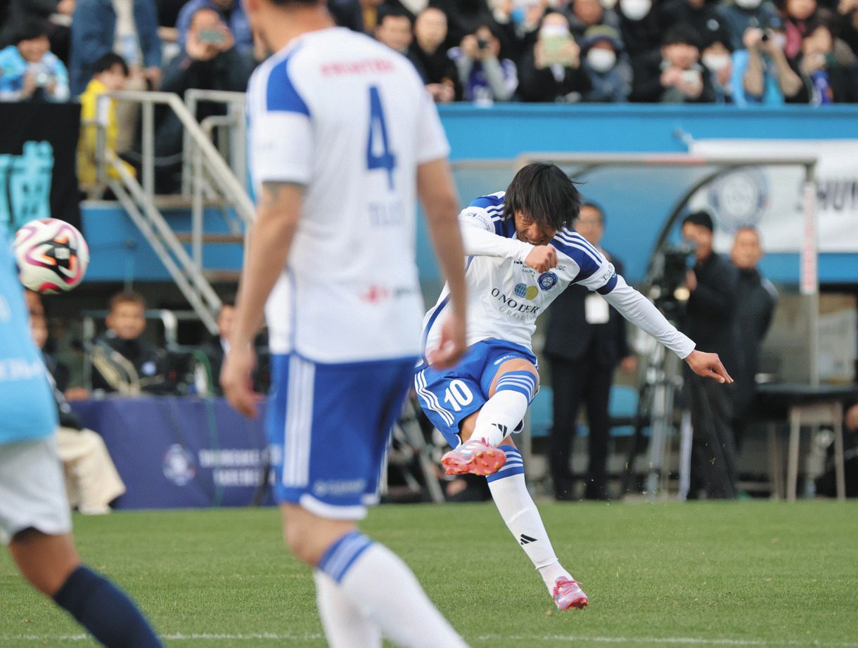 ◇ヒデ、宮本、城…超豪華、中村俊輔引退試合【写真複数】：中日