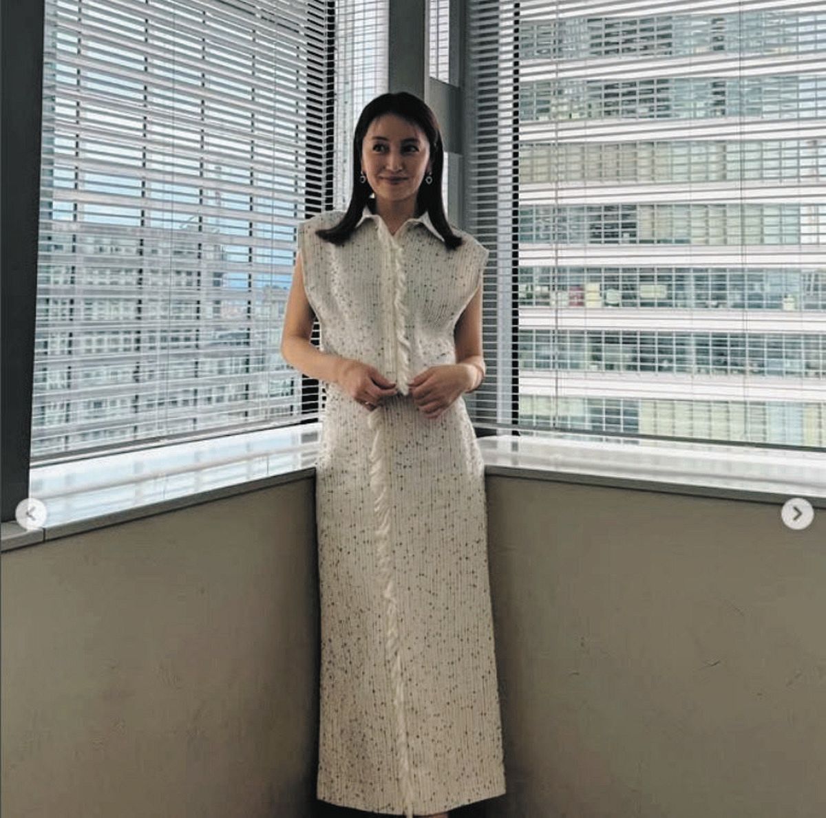 ◇矢田亜希子、「キラキラのハート」スマイル＆全身【写真複数】：中日