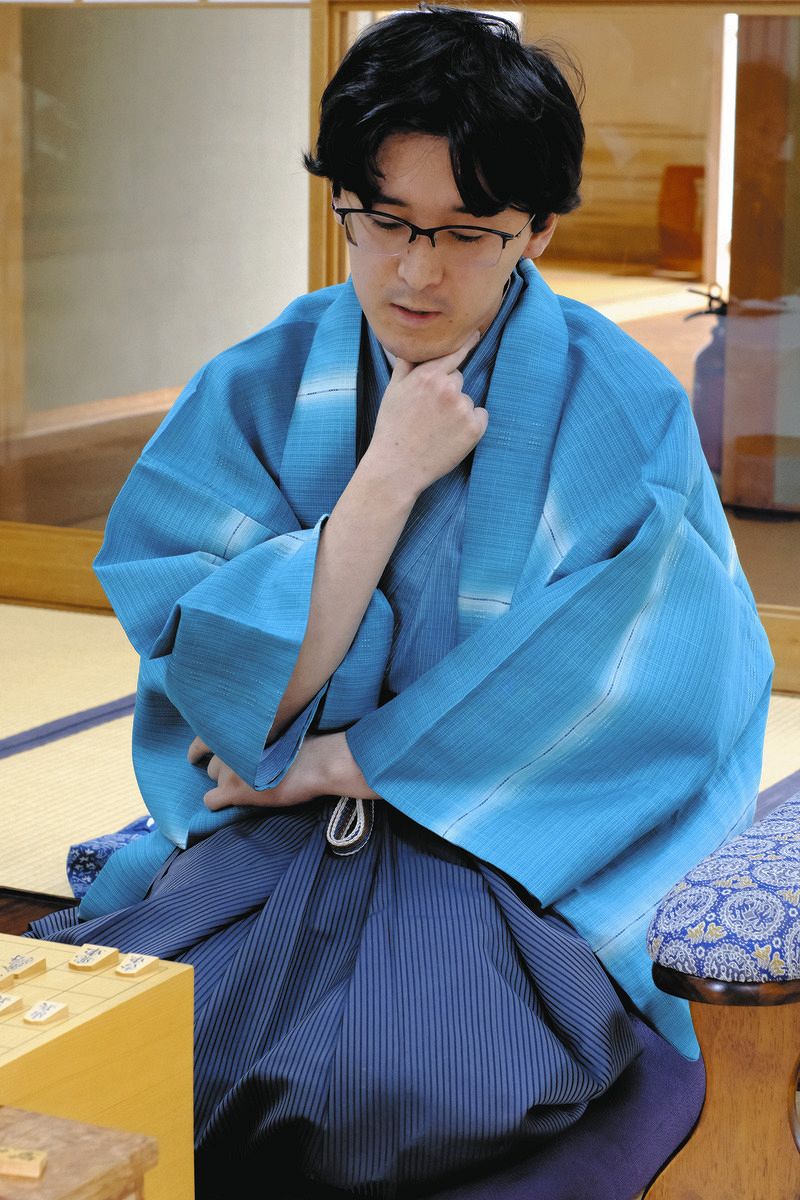 藤井聡太王位が勝ち7連覇に王手 王位戦第5局：中日新聞Web