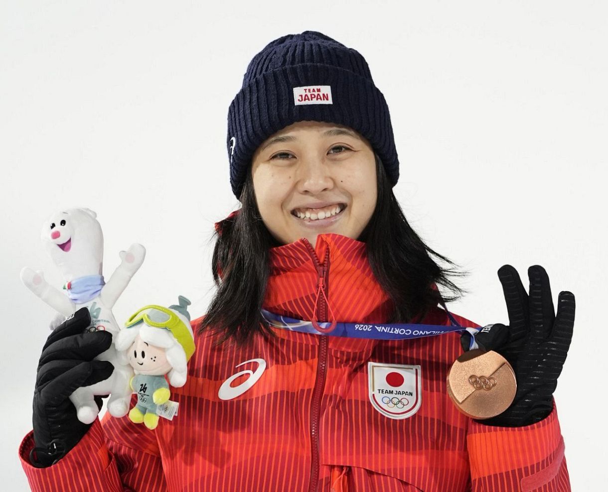 五輪ジャンプ女子、長野出身の丸山希が銅メダル 地元パブリックビュー 