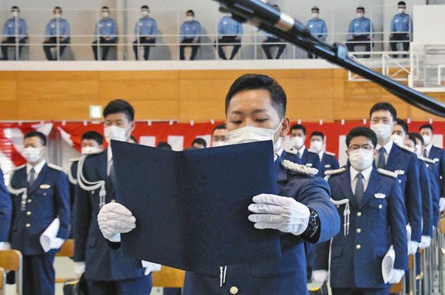訓練終えた３４人を配属 県警察学校初任科短期課程の卒業式 中日新聞web
