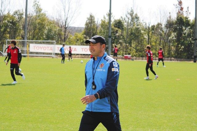 グランパス J屈指 盾 盾 対決だ 長谷川監督 １点を争う接戦になると覚悟して準備 日柏戦 中日スポーツ 東京中日スポーツ