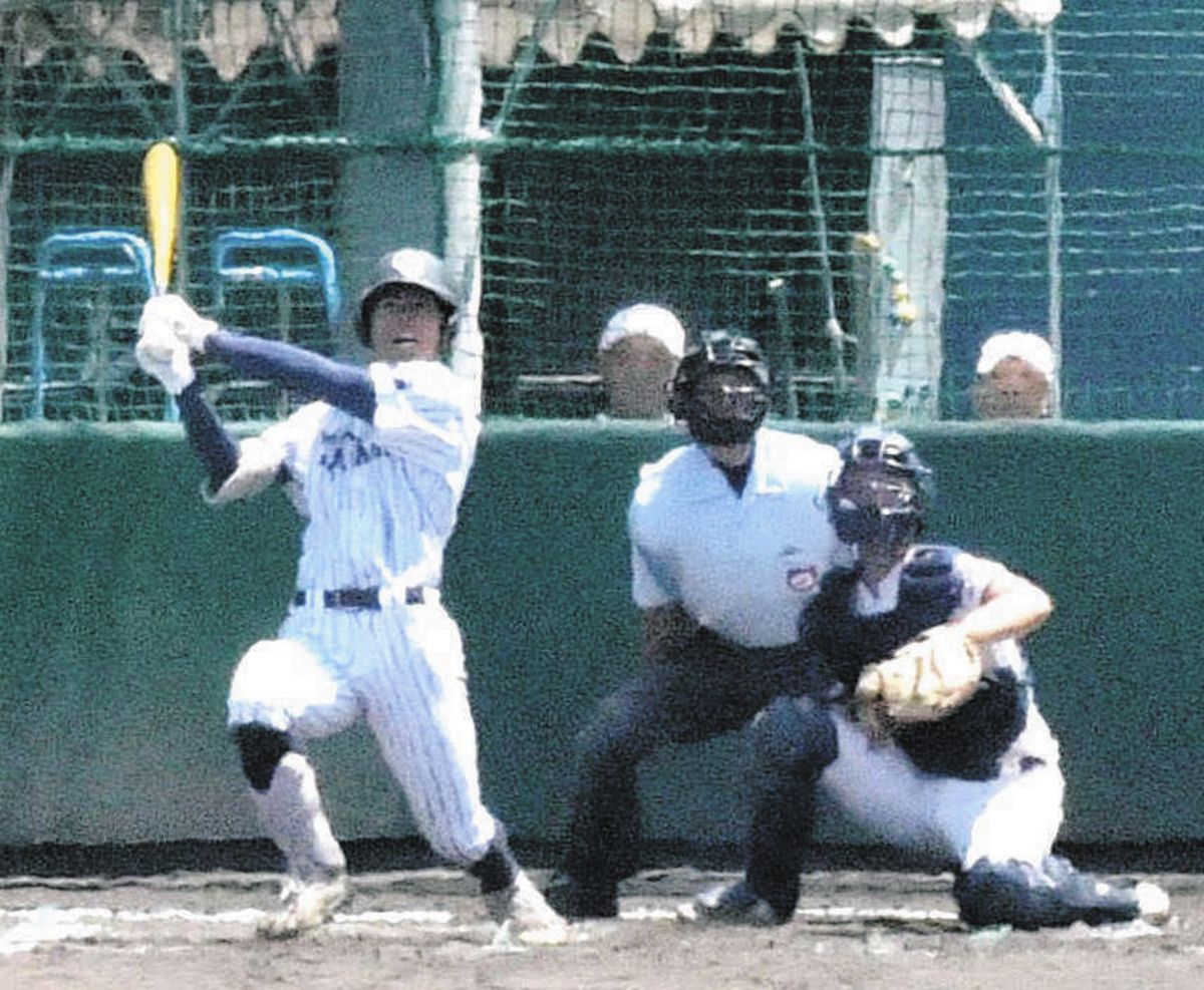 プロ注目の大阪学院大高・今坂幸暉が6球団スカウトの前で2安打2打点