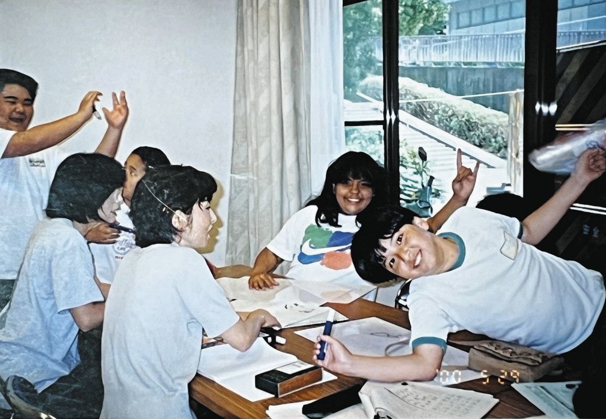 2000年5月に撮影された「ほみぐりあ」の活動風景＝伊東浄江さん提供
