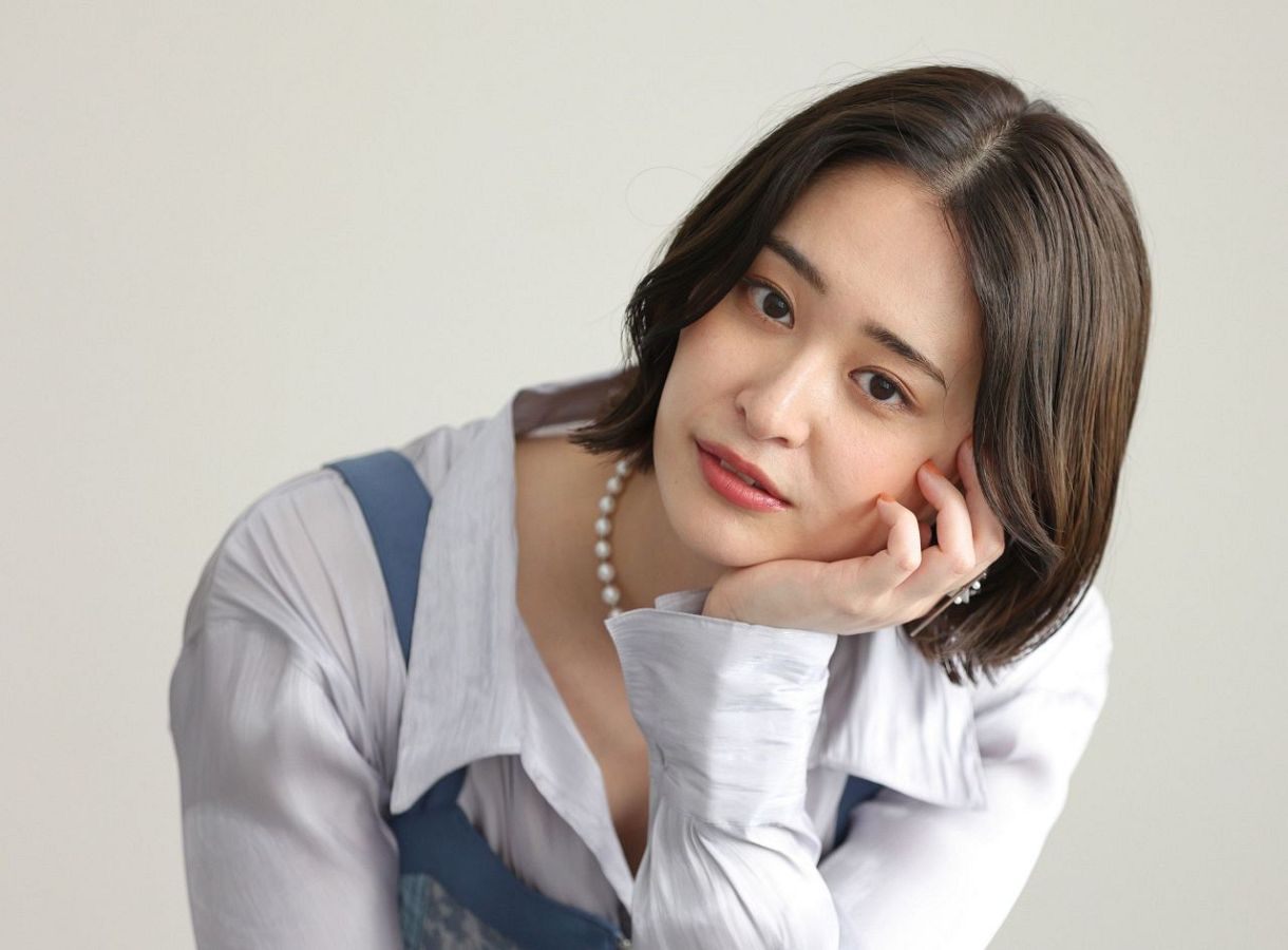 柳美稀 柳美稀、〝愛知の顔〟になる 事務所の先輩・小芝風花演じる主人公の同期で科捜研エリート研究員役で出演 日テレ系ドラマ「GO  HOME～警視庁身元不明人相談室～」：中日スポーツ・東京中日スポーツ