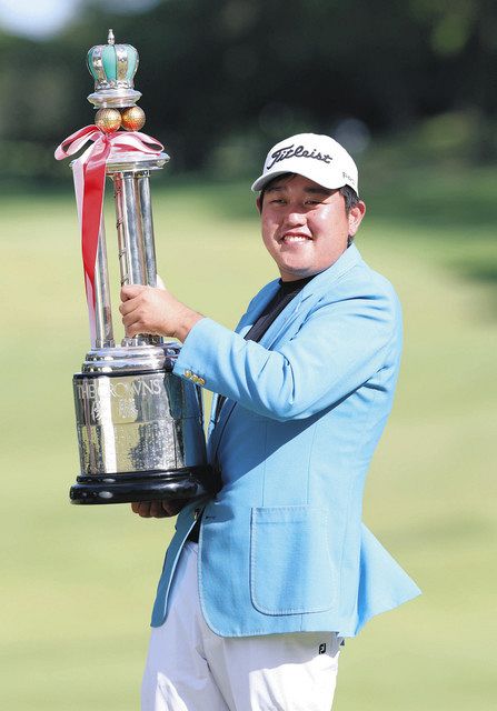 男子ゴルフの中日クラウンズで米沢蓮がツアー初優勝：中日新聞Web