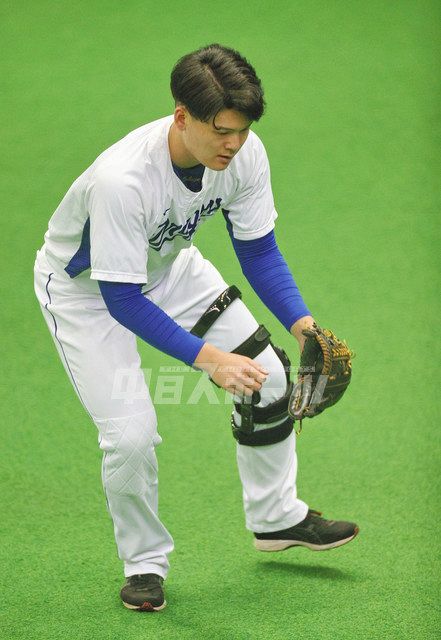 練習 石川昂:中日スポーツ・東京中日スポーツ