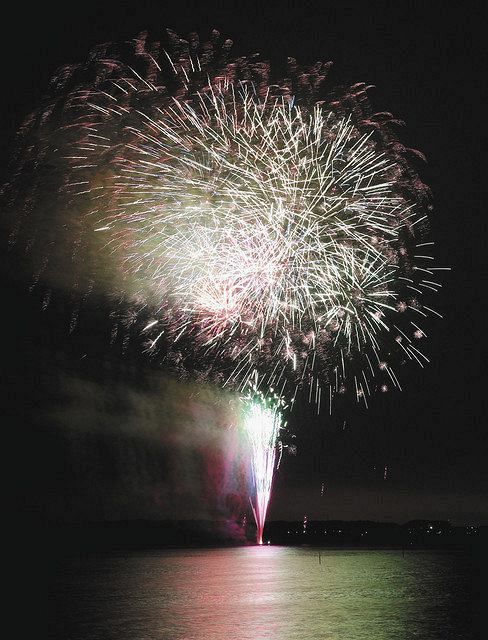 全国一斉花火 県内 湖西など３カ所 中日新聞しずおかweb