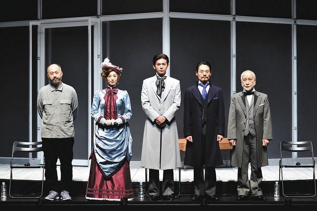 必ず医者の相談を受けて 小瀧望が180センチの長身 折り曲げ 全身全霊体当たり演技 中日スポーツ 東京中日スポーツ