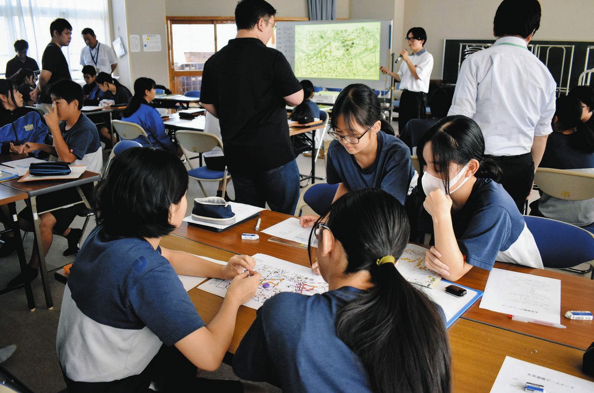 安全に早く命を守る行動をゲームで学ぶ 掛川・栄川中生が挑戦：中日