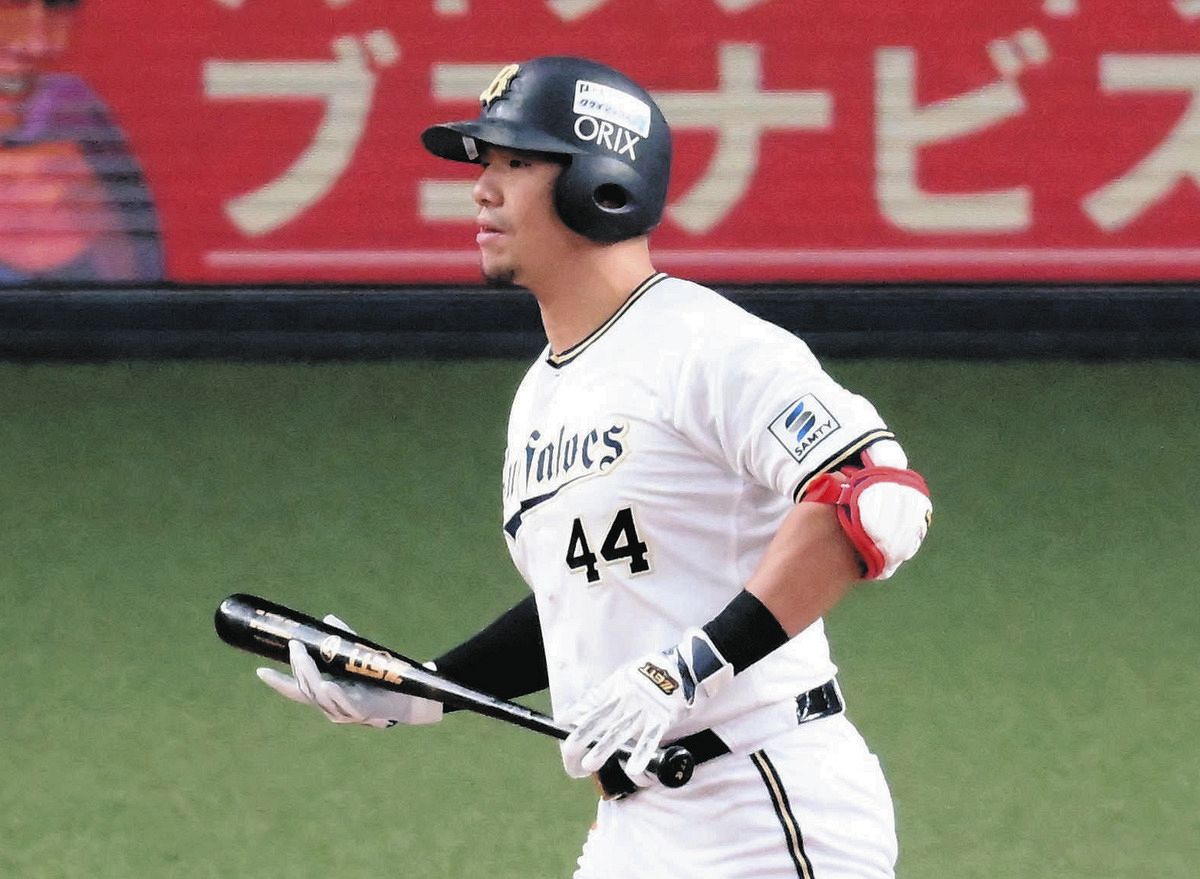 36日ぶりの実戦復帰にファーストライナーもおおきな拍手 骨折離脱の
