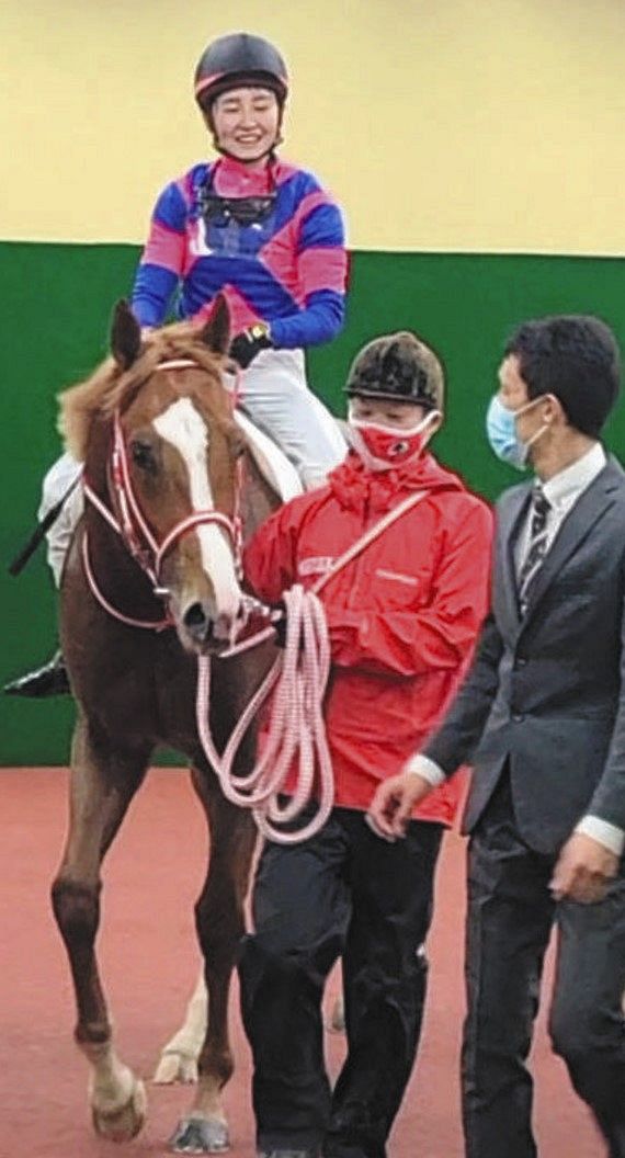 新人女性騎手・古川奈穂が2週連続V「デビュー週の反省生かした」中京7R