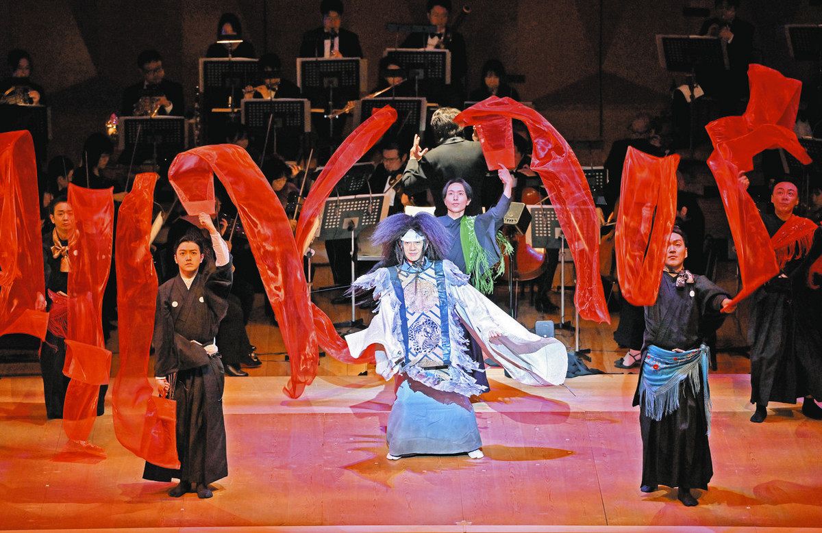 萬斎さん＆OEK 魅せた 県立音楽堂「恋は魔術師」公演 改修パイプ