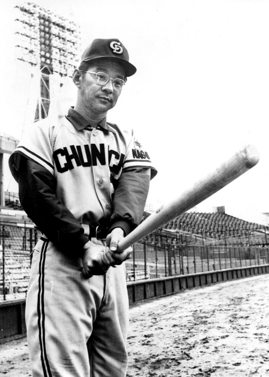 巨人、そして川上哲治との因縁 背番号「37」の監督・与那嶺要、鈴木
