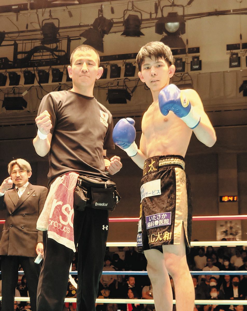 ボクシング】KG大和ジム片渕会長の長男・龍太が初回KOデビュー