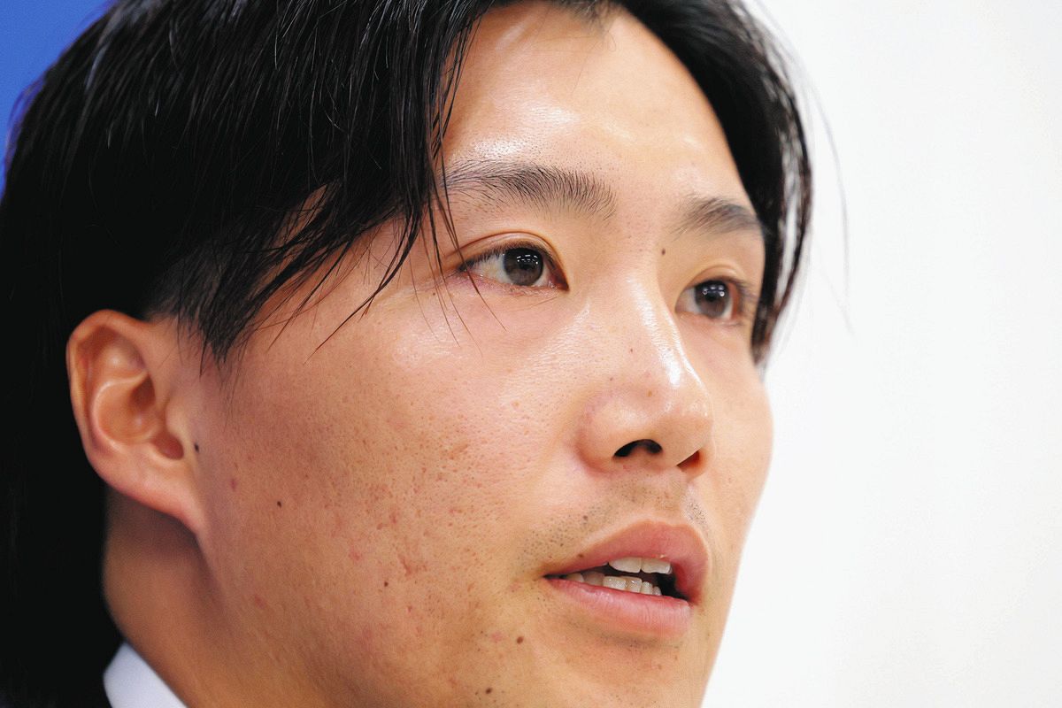 中日・斎藤綱記、球団代表から「途中から来た中でよくやってくれた