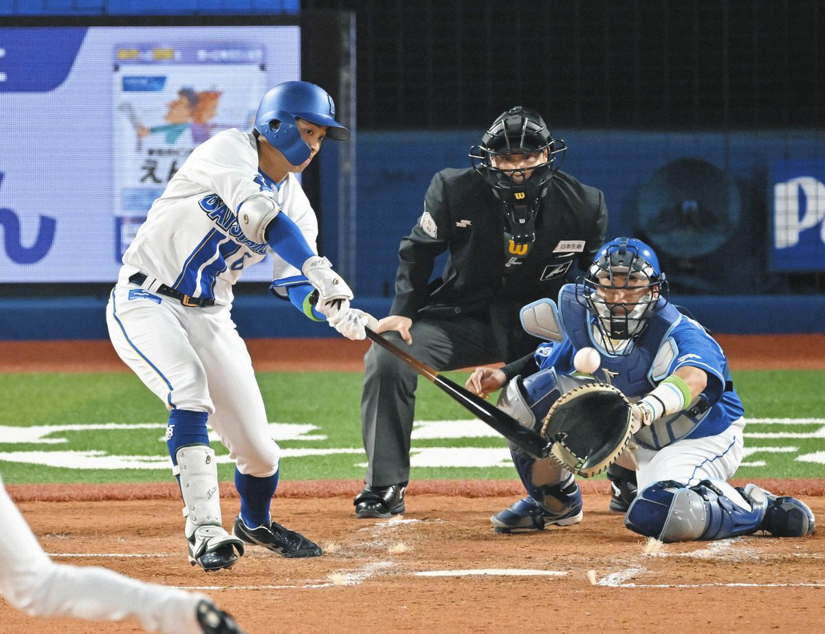 1点物！ 森敬斗 実使用 バットノブ ハンガーフック 横浜DeNA 球団公式