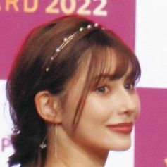ダレノガレ明美がお尻トレーニング ムキムキにではなく女性らしい体作りを普段から心がけてます 中日スポーツ 東京中日スポーツ