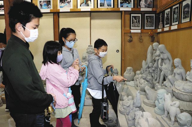 石彫の作品 精密でびっくり 小松・那谷小5、6年生 石切り場見学