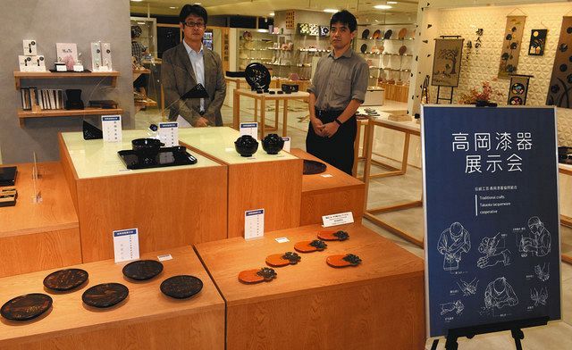 高岡漆器職人が新提案 知事賞・酒器「片口 揃 溜塗」など8点：北陸中