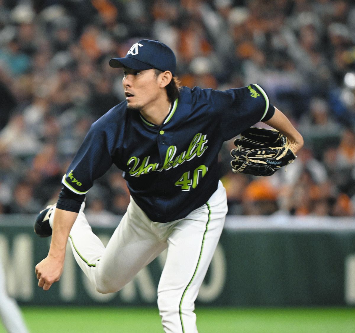 北海道日本ハムファイターズ・高梨裕稔投手（現東京ヤクルト）実使用フリース ヤクルト・高梨裕稔、7回1死にパーフェクト投球途切れる 巨人・中山が