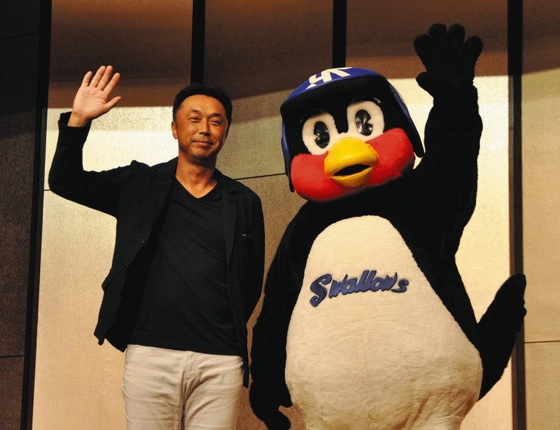 ヤクルト】つば九郎、史上1羽目の主催2000試合出場へ「じぶんでじぶんをほめてあげたい」心境を語る：中日スポーツ・東京中日スポーツ