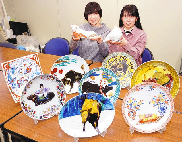 干支の丑 力強い飾り皿に いしかわ動物園 九谷焼作品展示 北陸中日新聞web