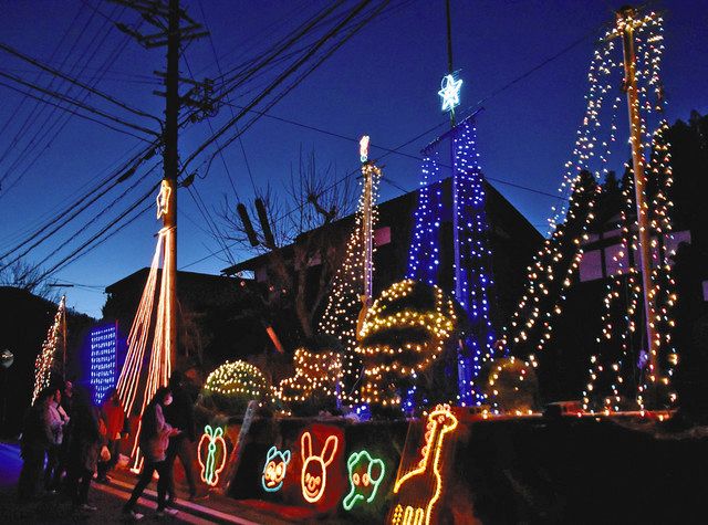 夕闇に七色の輝き 住民手作りの電飾が始まる 木之本町 中日新聞web