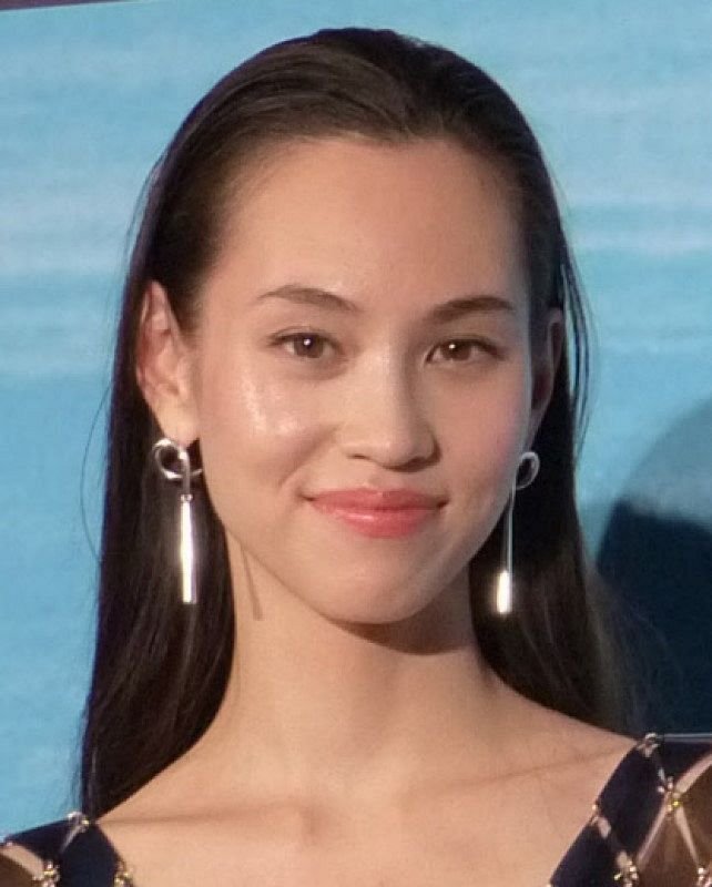 上半身あらわ 水原希子が大胆ショットを続々公開 マジかっこいい お美しい限り フォロワー称賛 中日スポーツ 東京中日スポーツ
