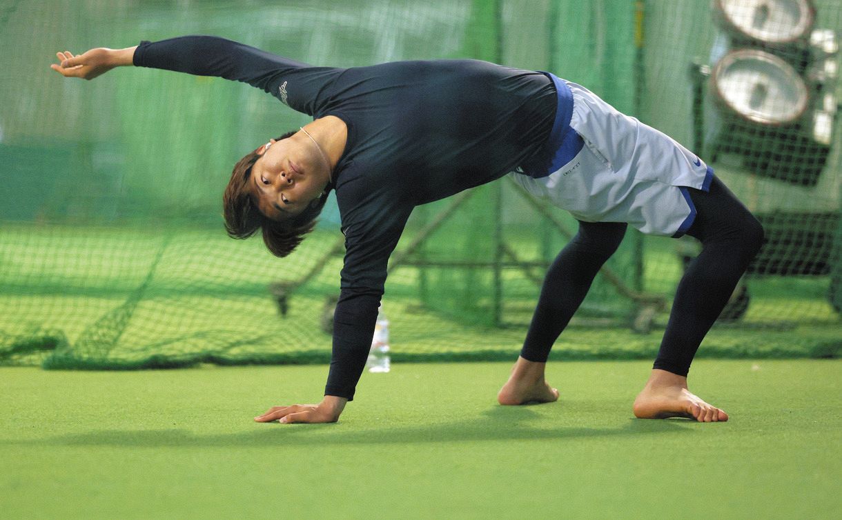 まるでバレリーナ…高橋宏斗の舞い【写真企画「THE SHOT」】：中