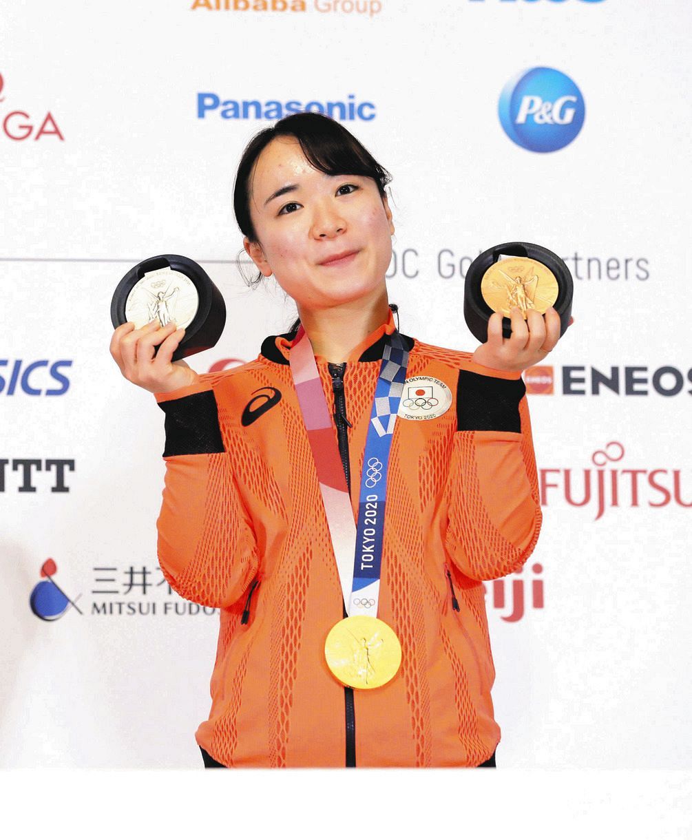金銀銅のメダルを獲得した伊藤美誠