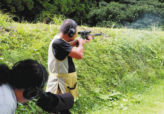 狩猟解禁備え腕磨く 大和、猟友会支部会員が射撃練習：中日新聞Web
