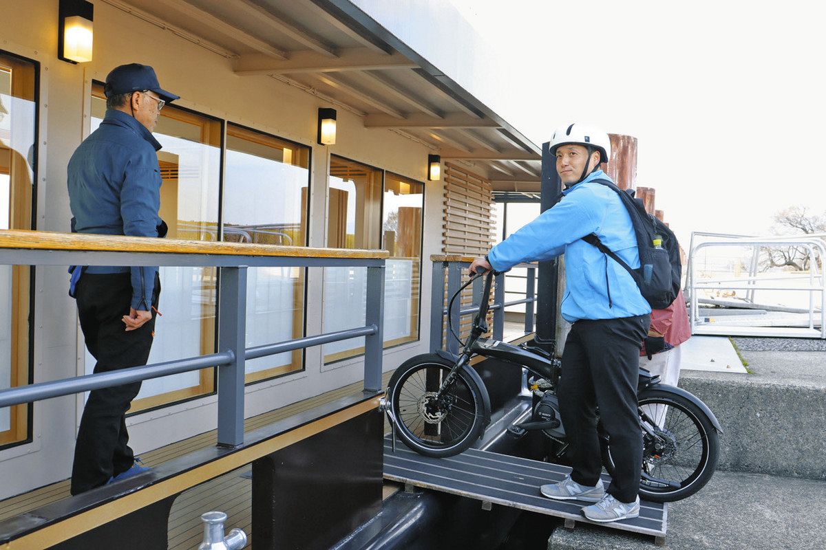 家族連れや女性も気軽に「ビワイチ」 遊覧船への自転車持ち込み5日開始