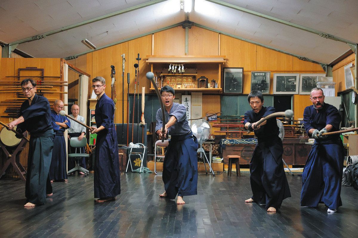 「剣とやりは鳥の双翼のごとし」尾張藩伝来の古流武術、閉鎖危機に救世主現る<ハッシュタグ#なごや>:中日新聞Web
