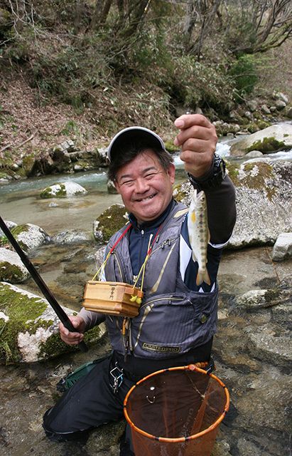 天然アマゴ爆釣宣言 地元釣り師ハッスルハッスル 岐阜県揖斐川町の坂内
