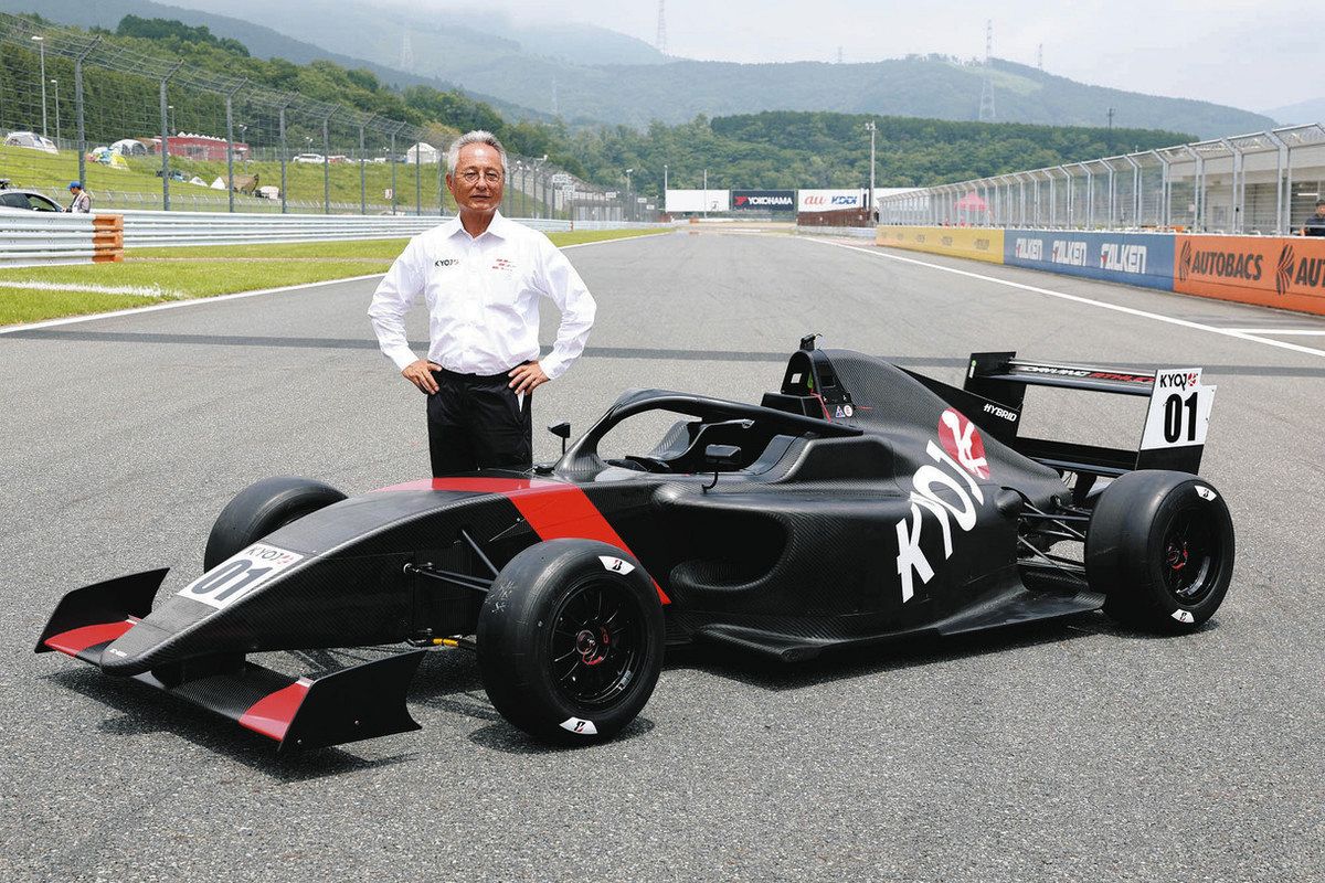 日本初ハイブリッドF KYOJO来季車両お披露目：中日スポーツ